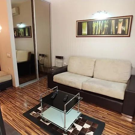 One Bedroom. Lux. 17 Baseina Str. Near Gulliver *