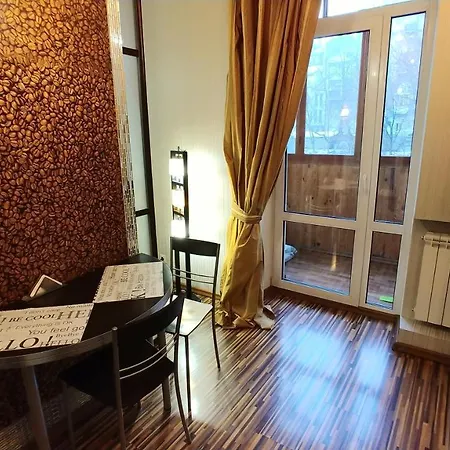One Bedroom. Lux. 17 Baseina Str. Near Gulliver *