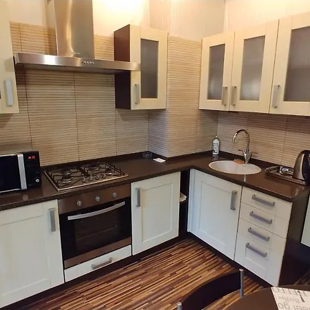 Apartment One Bedroom. Lux. 17 Baseina Str. Near Gulliver *