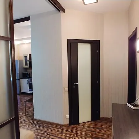 Apartment One Bedroom. Lux. 17 Baseina Str. Near Gulliver